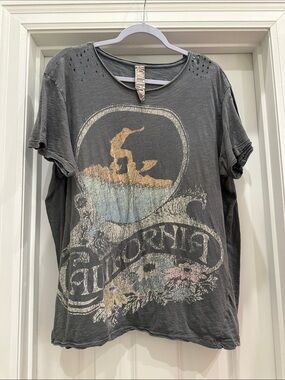 Magnolia Pearl Surfs Up Boyfriend Tee